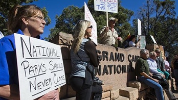 Food bank helps furloughed Grand Canyon workers as business owners protest closure
