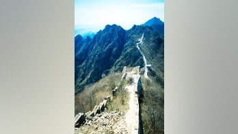 Man survives harrowing fall off the Great Wall of China