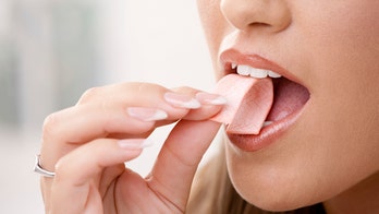 Chewing gum may have played a role in 19-year-old UK woman’s death, report says