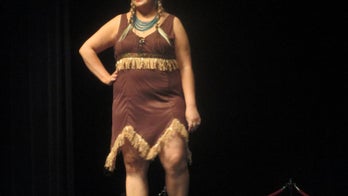 Arizona plus-size model hopes to 'bring awareness to diverse beauty'