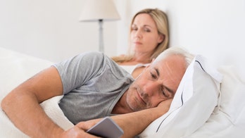 5 digital signs your significant other is cheating