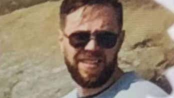 Hiker lost on Mount St. Helens survived by eating bees and berries: reports