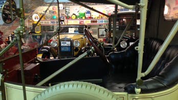 World War II vet selling his amazing house of cars