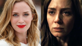 Emily Blunt on 'Girl on the train' role: 'I could barely look at my own reflection'