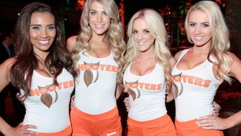 Hooters says largest location coming to Palms Casino