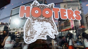 Male Hooters employees sue restaurant alleging sexual harassment