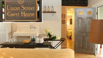 Hotel fines $500 for every bad review posted online