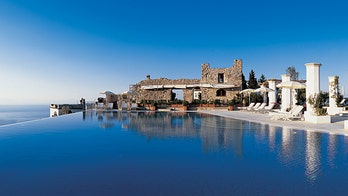 The World's Most Amazing Hotel Pools