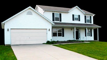 Casa Latina's Month-to-Month, Home Organization Calendar (Part One)