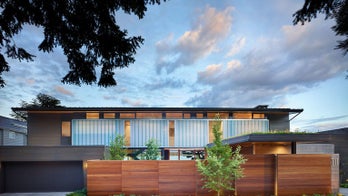 A Guide to Installing a New Fence: Professionals, Costs and Materials