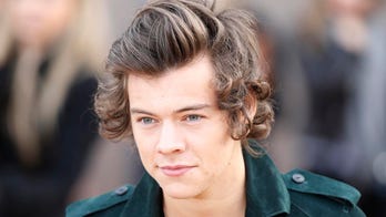 Harry Styles look-alike working at Starbucks sends Twitter into a frenzy