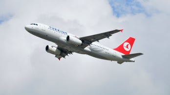 Airline mix-up sends couple to wrong side of the world