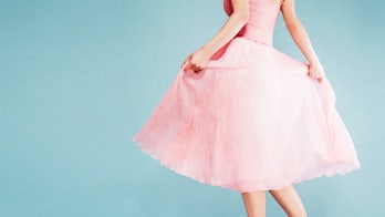 How to wear trendy millennial pink