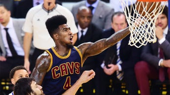 NBA player uses headphones to help deliver fiancee's baby