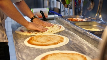 Pizza chain will only make pies in Africa with New York City water