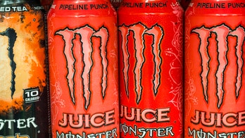 Fisherman uses Monster Energy Drink can to lure fish, hooks one right away