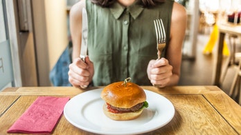 Eating your food strangely will help you enjoy it more, study suggests