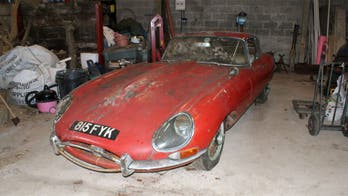 An E-Type in the garden: rotting '63 Jaguar heads for auction