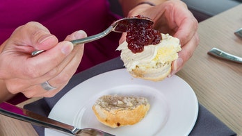 UK Mother's Day ad sparks outrage over scones with jam on top of cream