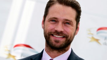 Jason Priestley recalls a cheap Spelling and diva Doherty in new book