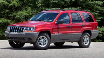 US probes effectiveness of Chrysler air bag recall