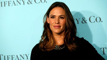 Jennifer Garner cries over 'Hamilton' after dental anesthesia