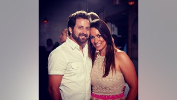 Baby No. 2 on the way for 'Bachelor' couple Jesse and Ann Csincsak