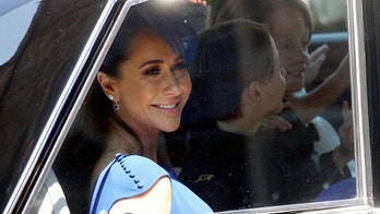 Meghan Markle's best friend Jessica Mulroney shares bikini snap, says she's 'not perfect'