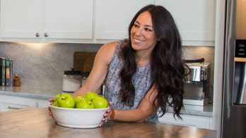 'Fixer Upper' star Joanna Gaines demands $150G to take part in lawsuit deposition