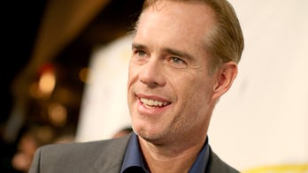 Hair plugs? Joe Buck puts cosmetic addictions in spotlight