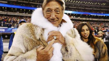 PHOTOS: Joe Namath’s Furry Super Bowl Coats, Then and Now