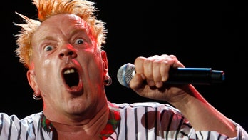 Sex Pistol's Johnny Rotten defends Trump against media's 'smear' campaign