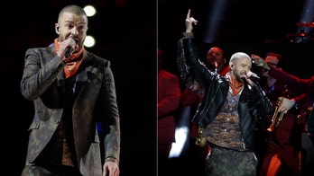 Justin Timberlake's Super Bowl outfit has the Internet confused