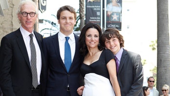 Julia Louis-Dreyfus' sons tell actress' cancer to 'beat it' on final day of chemo