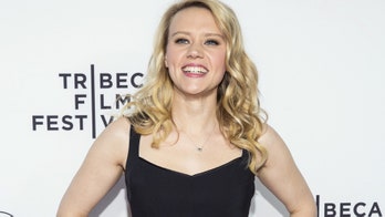 ‘SNL’ star Kate McKinnon has not heard from Hillary Clinton