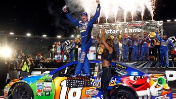 Kyle Busch completes Bristol sweep with 20th win at track