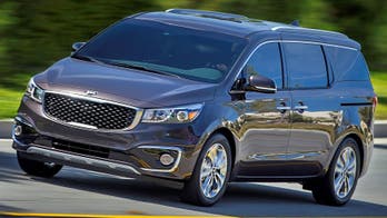 2015 Kia Sedona gets very modern makeover