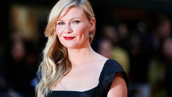 Kirsten Dunst dislikes filming sex scenes: 'Let's get this over with'