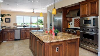 Now a Cowboy, Running Back Darren McFadden Is Selling Oakland Hills Home