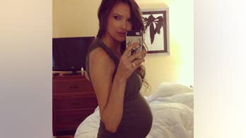 Victoria’s Secret Model Who Gave Up Modeling for God Reveals Baby Bump