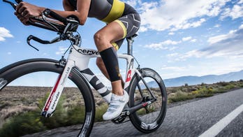 Leg strap monitors lactic acid for better workouts