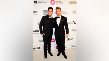 'N Sync member Lance Bass ties the knot with boyfriend