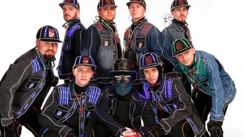 'America's Got Talent' recap: Tyra Banks flips out over dance group, teen singer brings crowd to tears