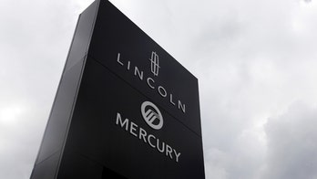 Lincoln to Cut Dealers, Aim Further Upscale