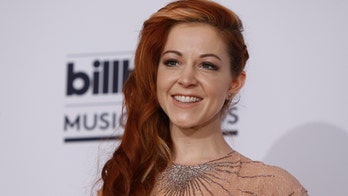 'Dancing With the Stars' contestant Lindsey Stirling injured, might have to forfeit the competition