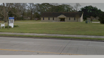 Louisiana church offers drive-thru Good Friday prayers