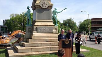 Judge temporarily blocks removal of Confederate monument