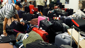 White House announces new plans to help protect airline consumers