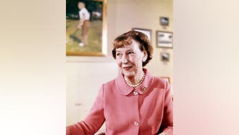 Can the Pink Bathroom Get a Little Love, Please?