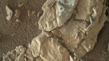 No, those aren’t animal tracks on Mars